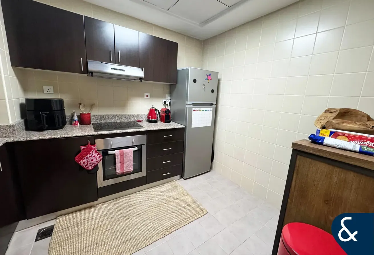 1 Bedroom | Well Maintained | High Returns