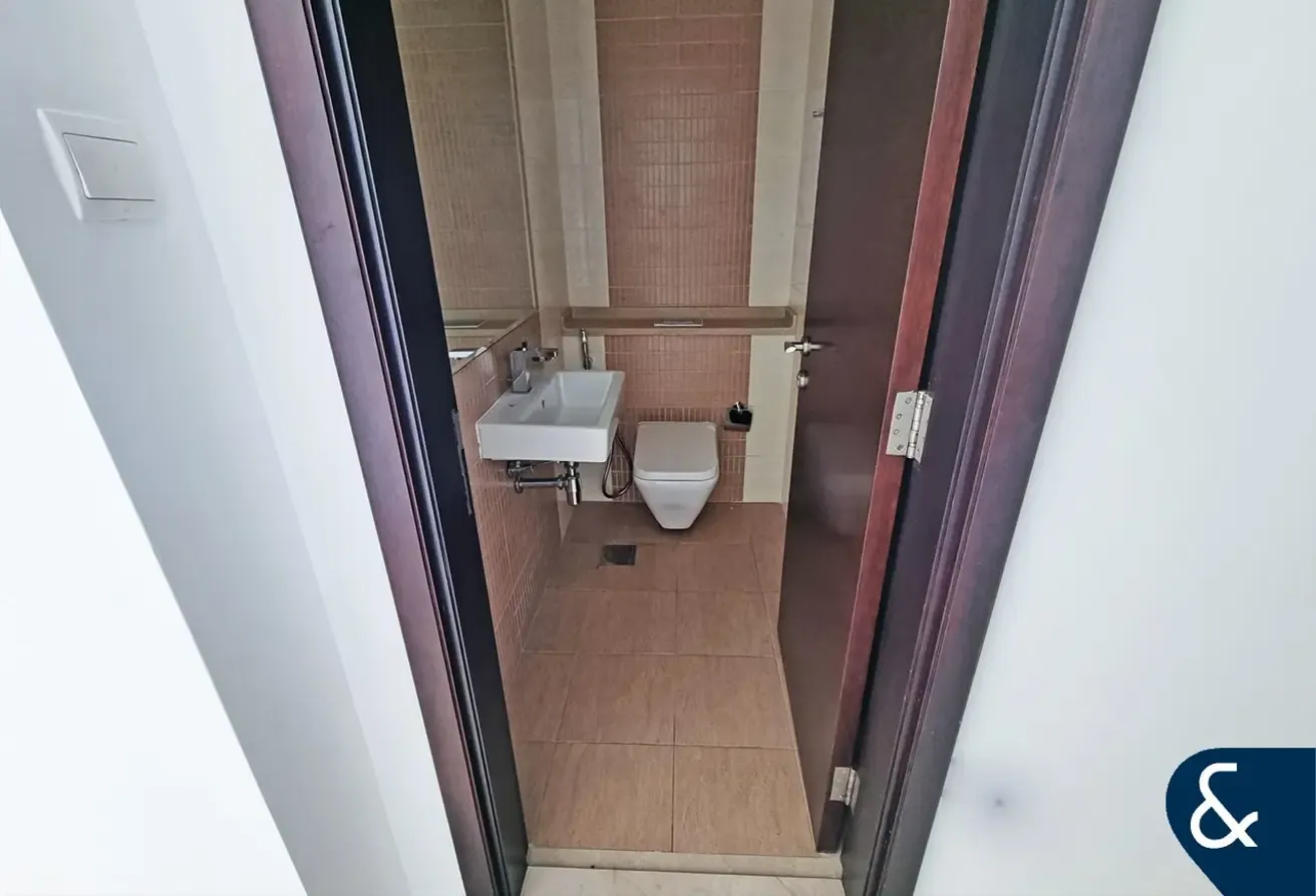 1 Bedroom | Sea View | Corner Unit | Balcony