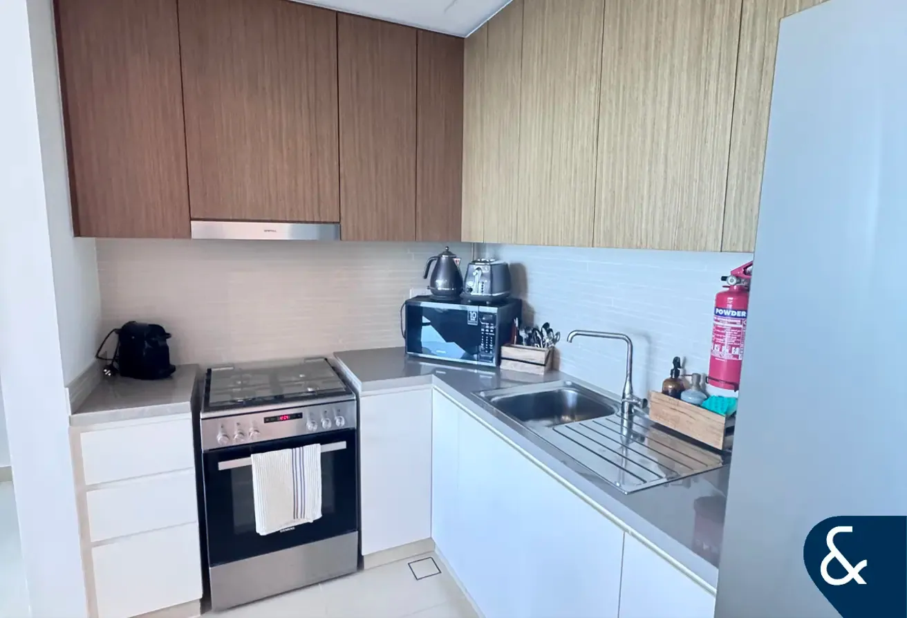 Exclusive | EMAAR | High Floor | Sea Views