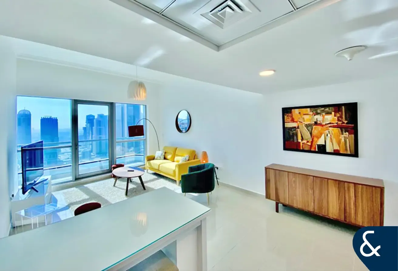 856 Sqft | Panoramic Marina View | Vacant