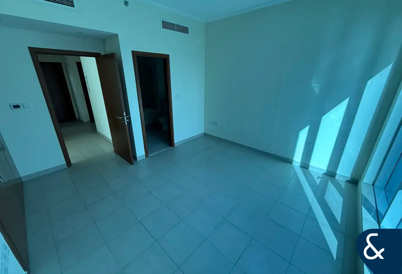 Vacant | Marina View | 953 Sqft | 1 Bedroom