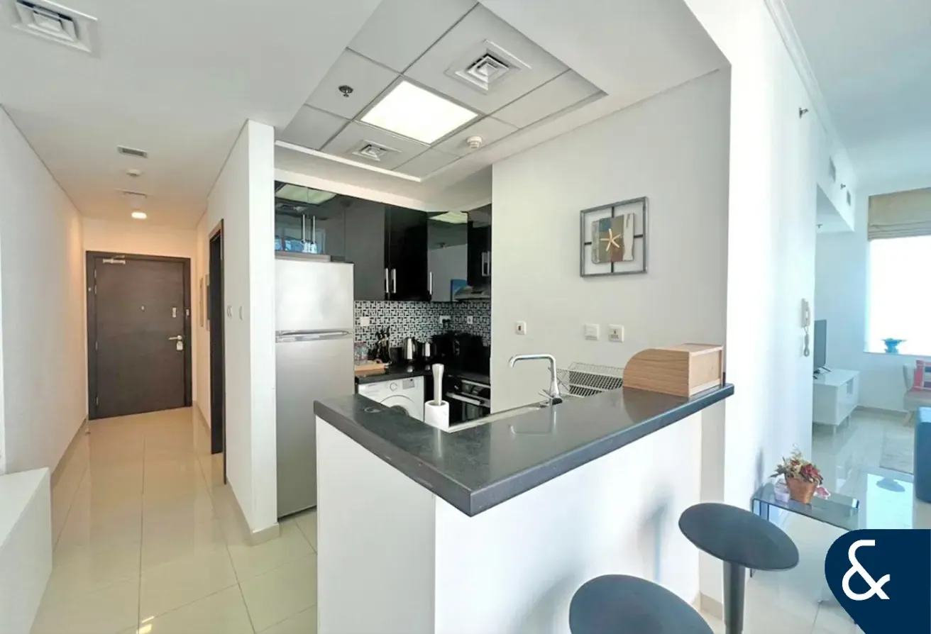 1 Bed | Sea and Harbour View | Best Layout