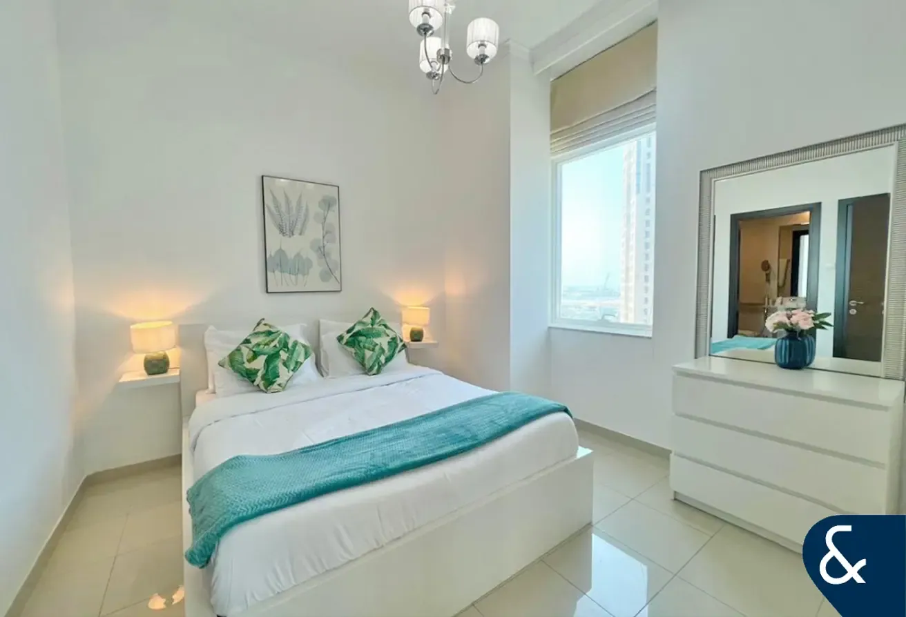 1 Bed | Sea and Harbour View | Best Layout