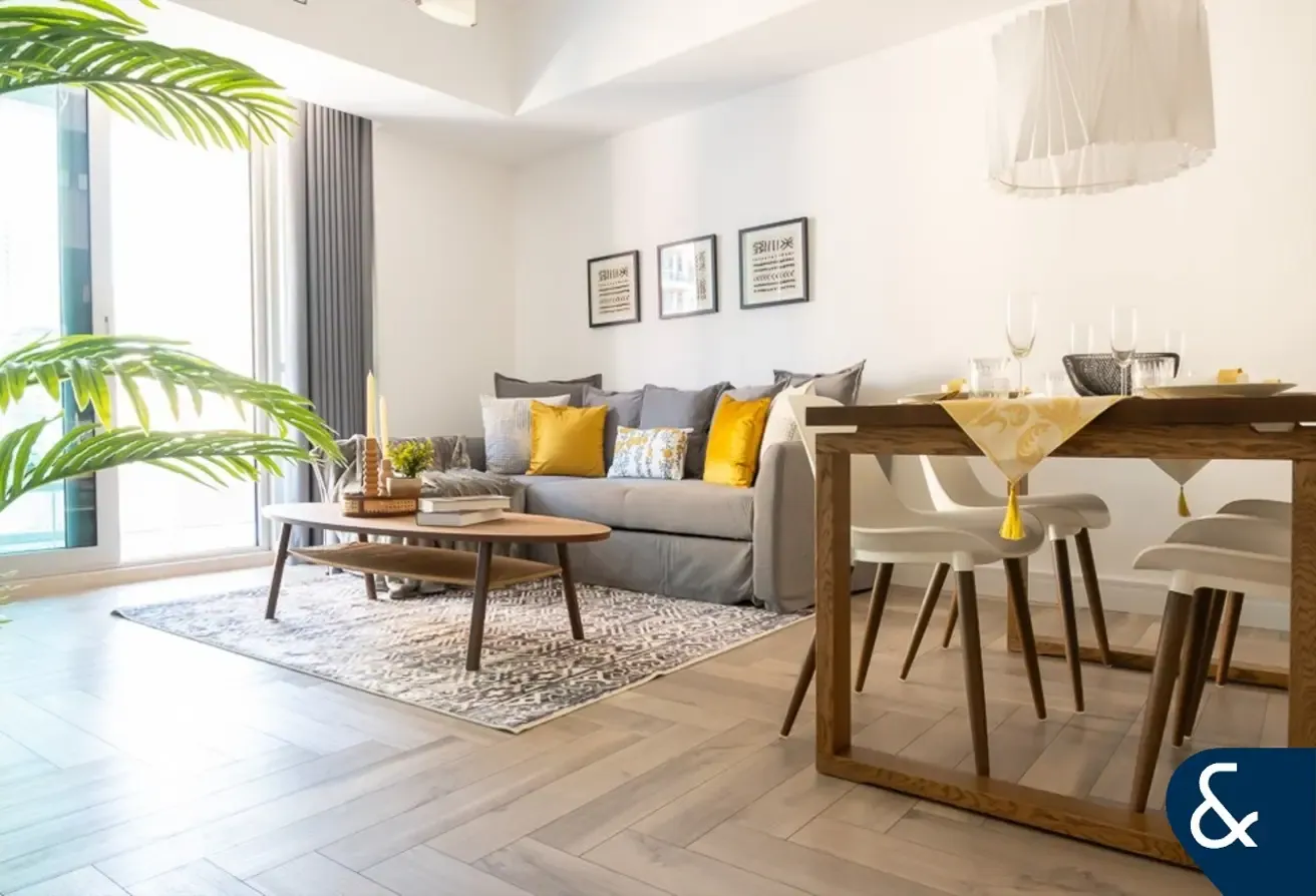 One Bedroom | Upgraded | Partial Views