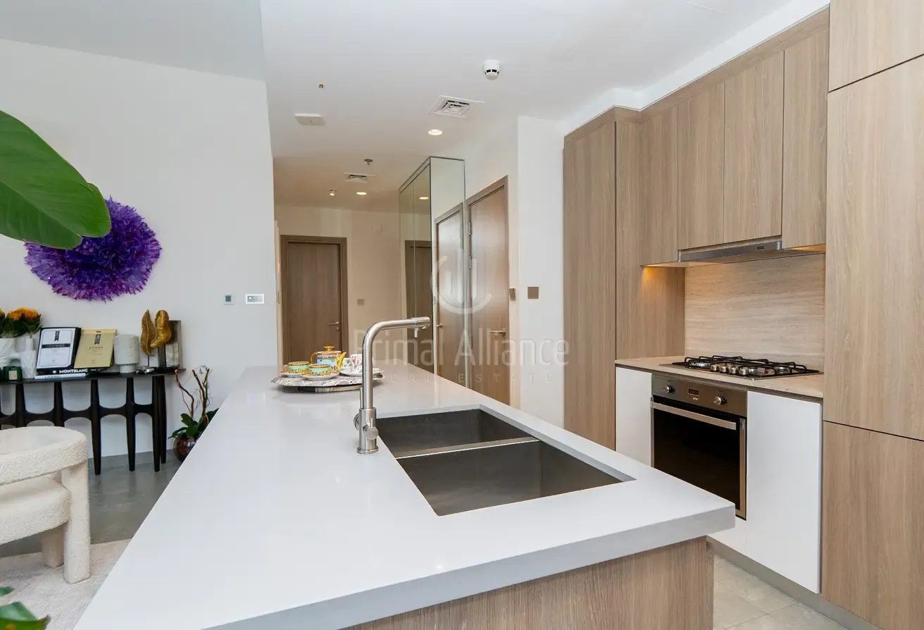 Upgraded and Furnished | Big Layout | Premium Marina View