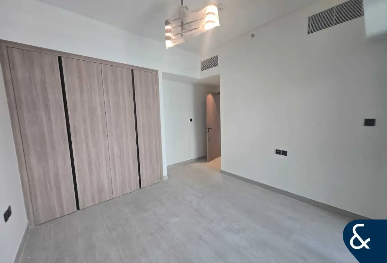 Vacant | Brand New | Motivated Seller