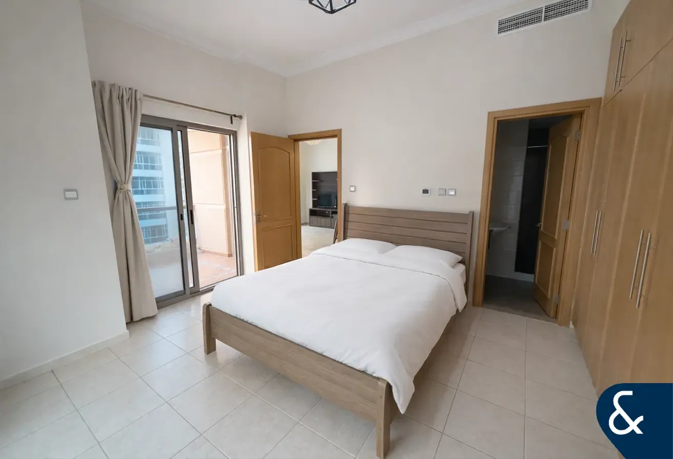 Low Floor | Vacant | 1 Bed | Close To Metro