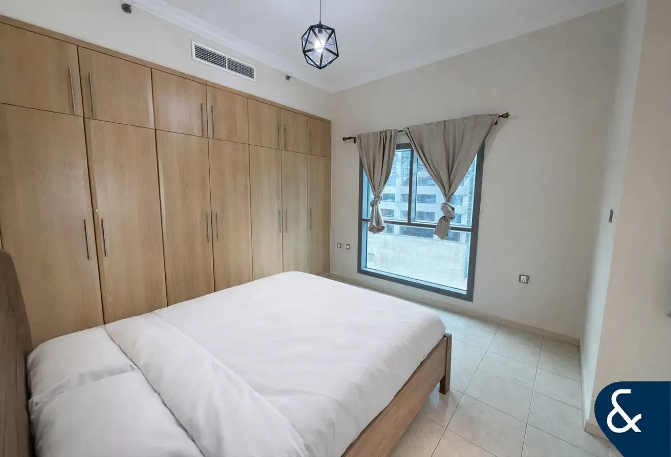 Low Floor | Vacant | 1 Bed | Close To Metro