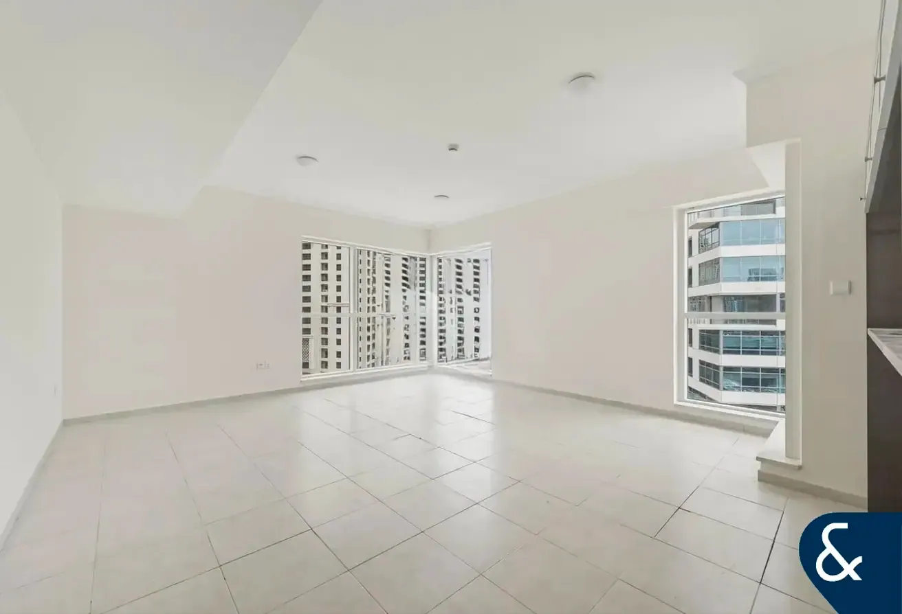 1 Bed | EMAAR | Corner Unit | Marina Views