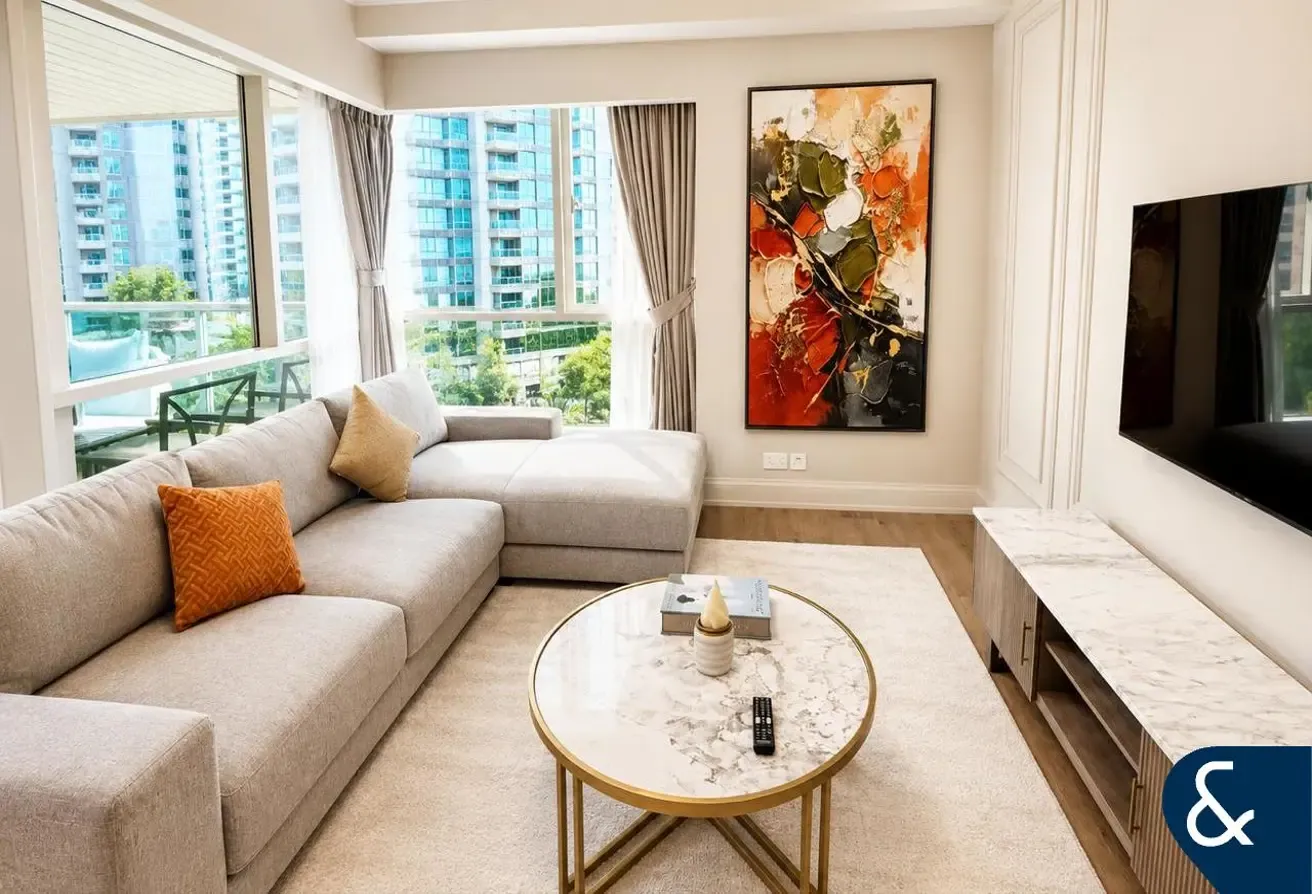 Converted 1 Bed | Fully upgraded | Vacant