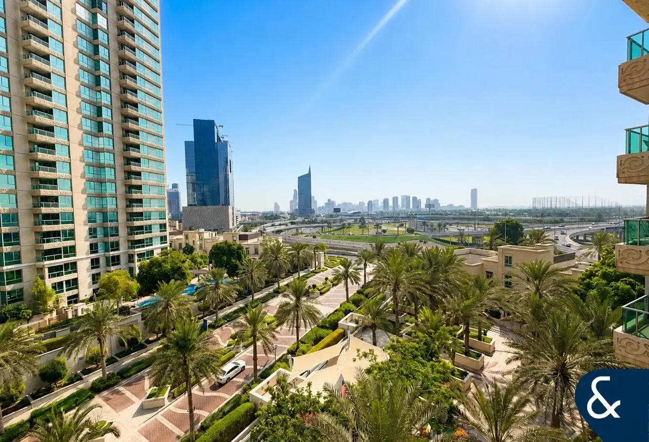 Converted 1 Bed | Fully upgraded | Vacant