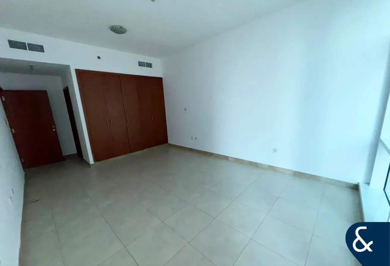 1 Bedroom | Vacant Now | Low Floor | MAG218