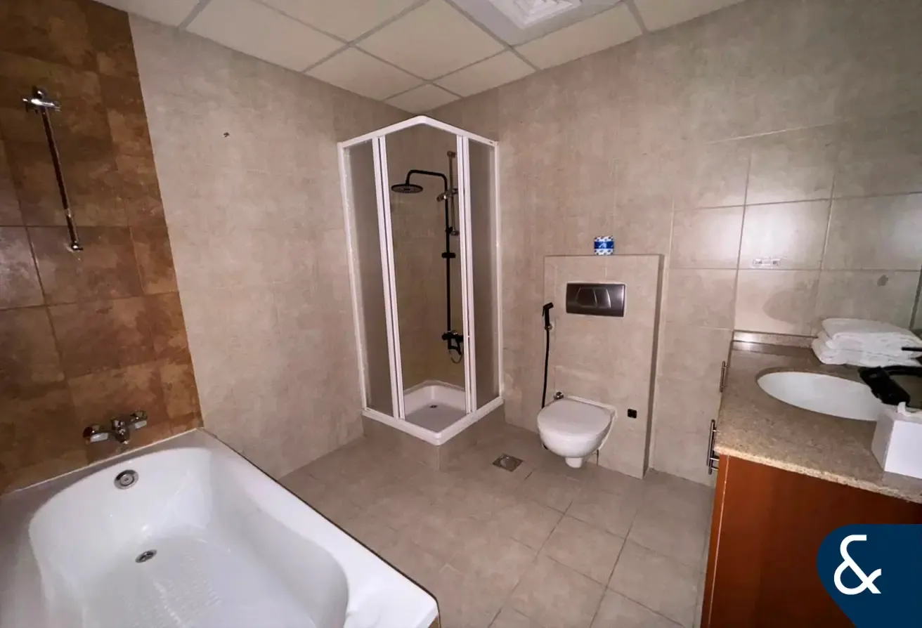 1 Bedroom | Vacant Now | Low Floor | MAG218