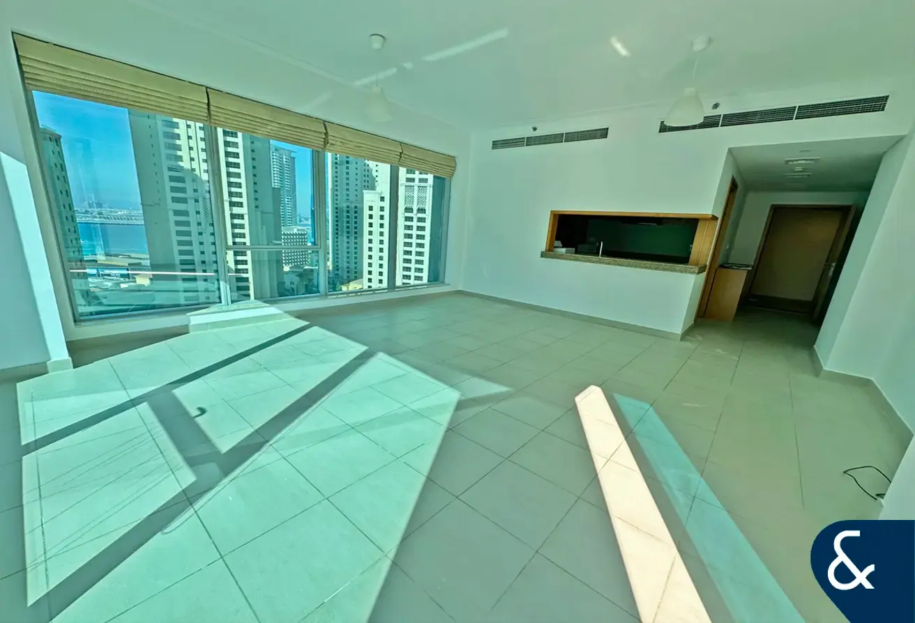 Vacant | One Bedroom Apartment | 891 sqft
