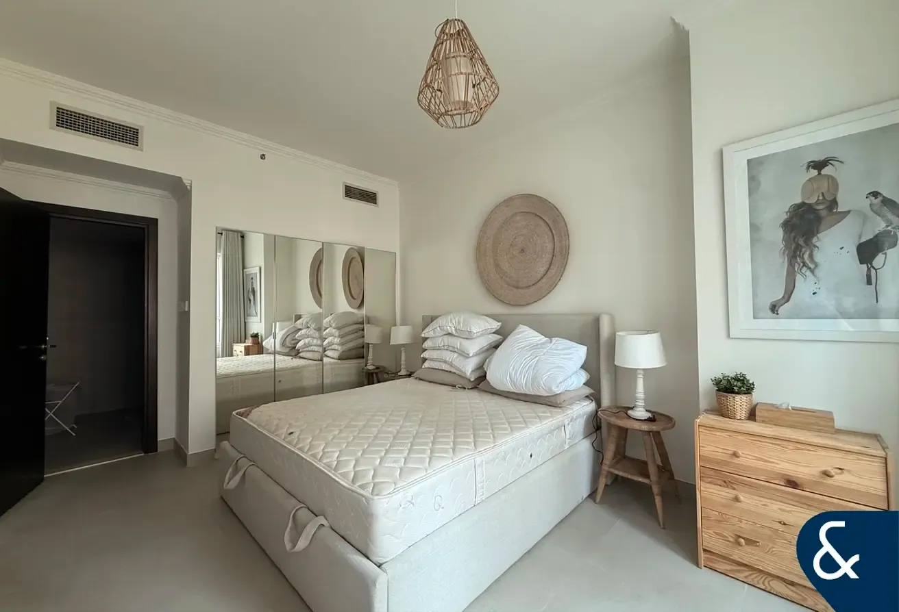 Upgraded | Vacant Now | EMAAR | One Bedroom