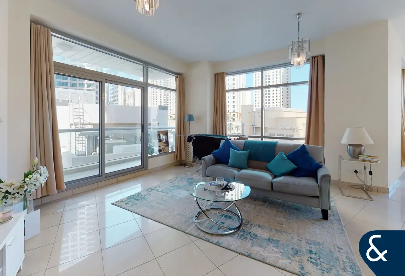 1070 Sqft | One Bedroom | Balcony