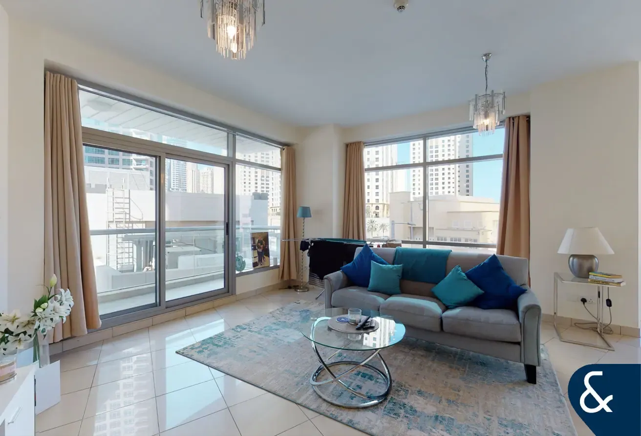 1070 Sqft | One Bedroom | Balcony
