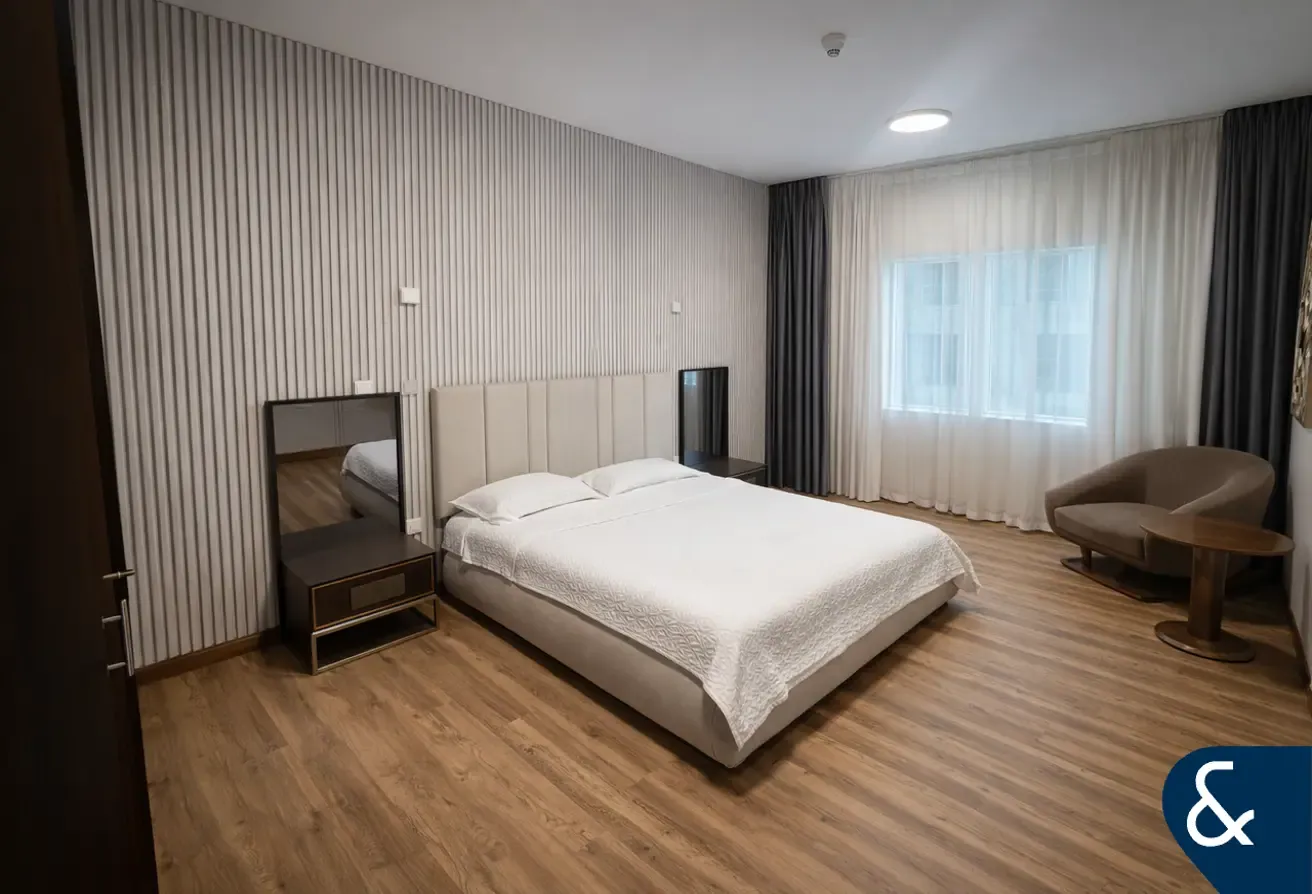 1 Bed | Vacant | Furnished | Upgraded