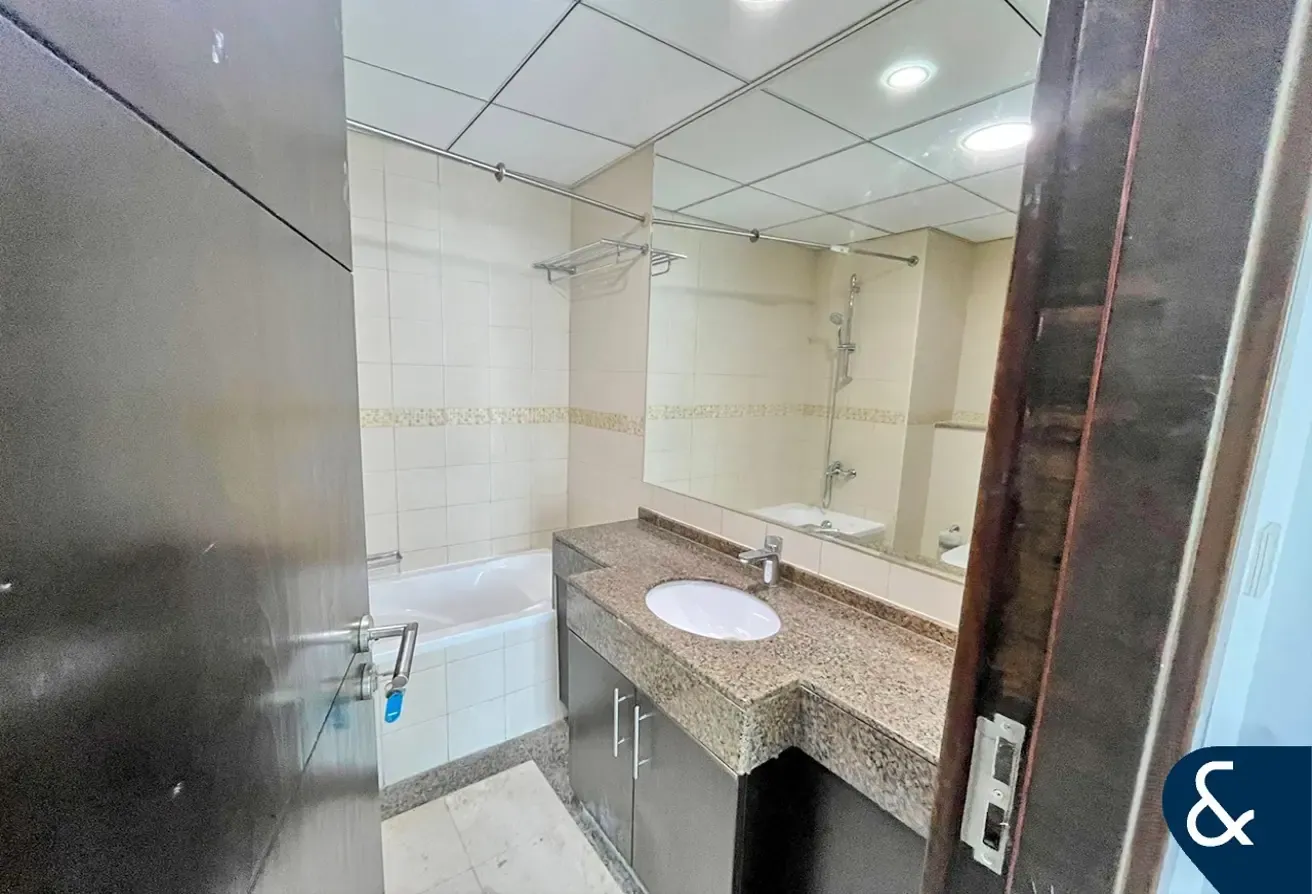 High Floor | One Bedroom | Unfurnished