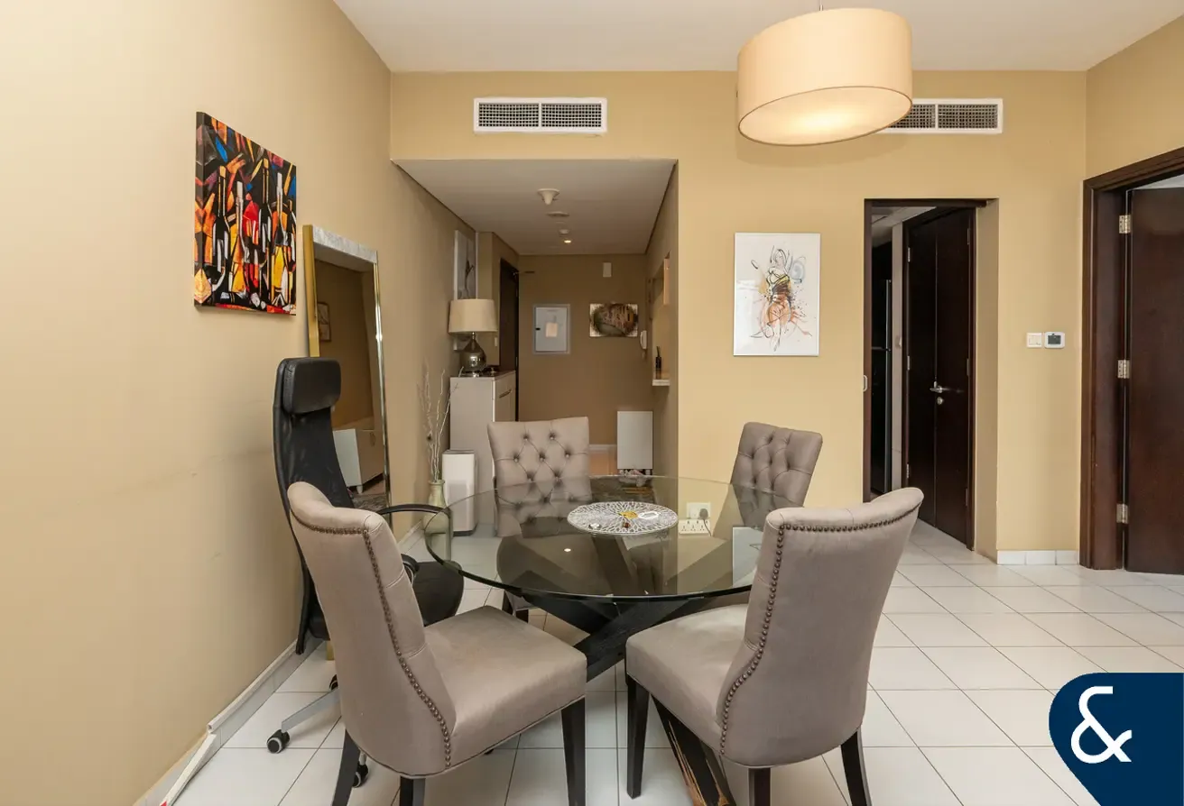 Large Layout | Vacant Now | Sea View