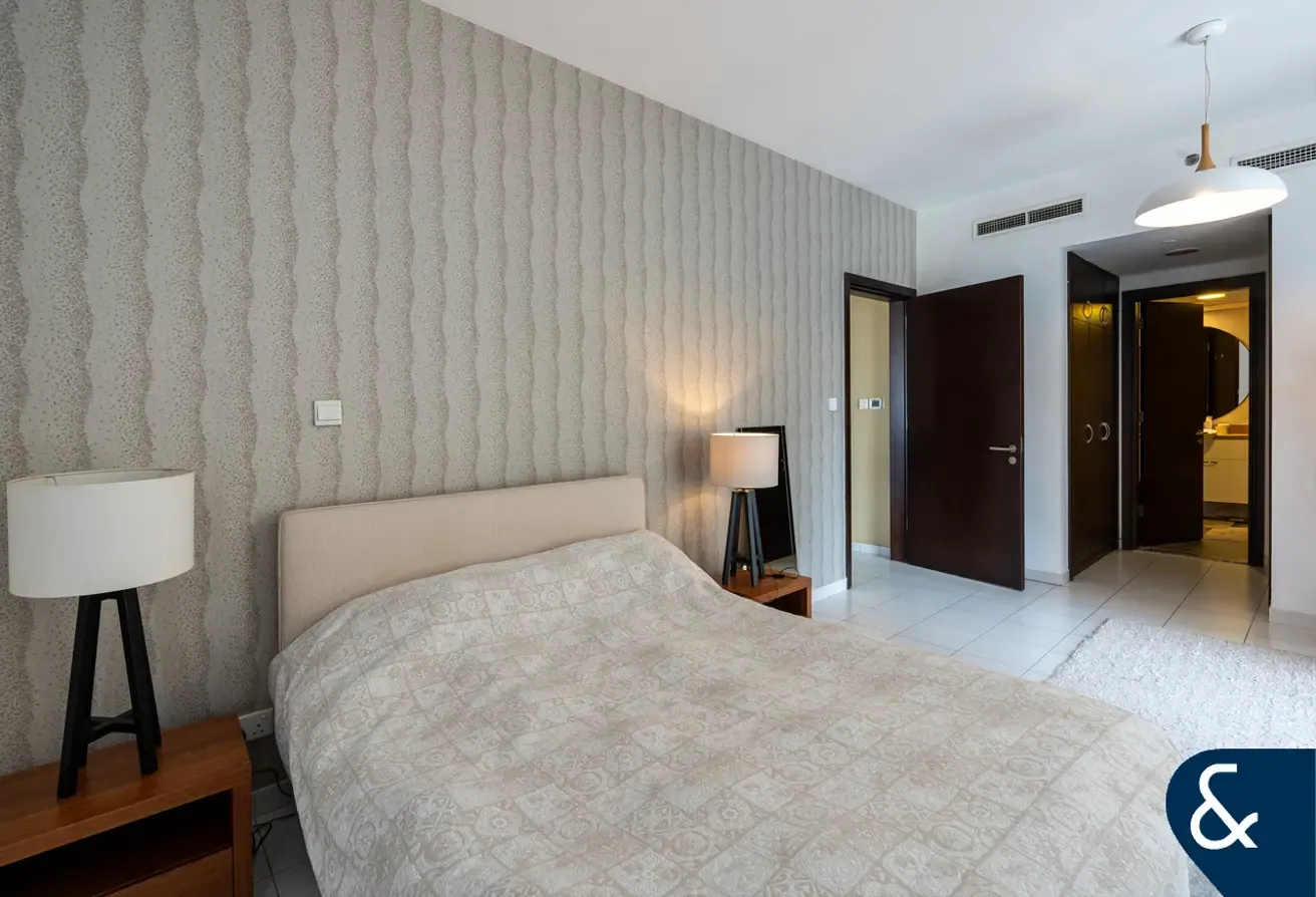 Large Layout | Vacant Now | Sea View
