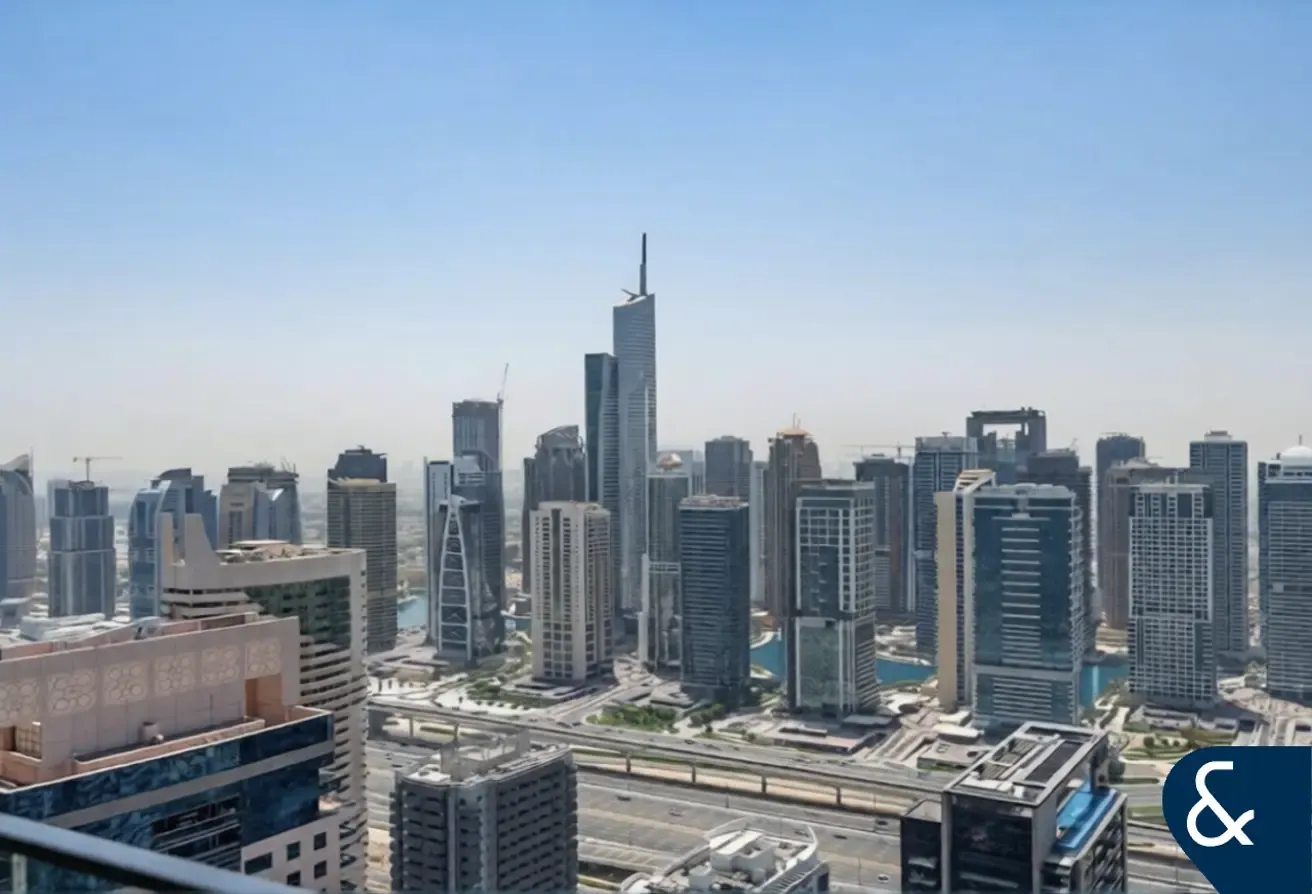 Upgraded | 1 Bedroom | High Floor | Vacant