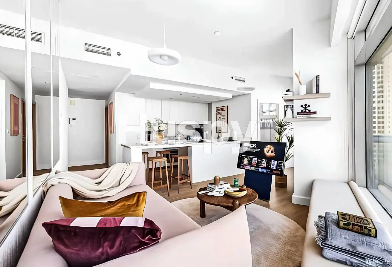 Furnished | Upgraded | High Floor