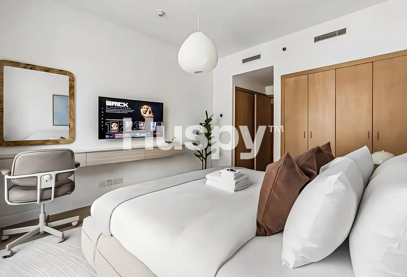 Furnished | Upgraded | High Floor
