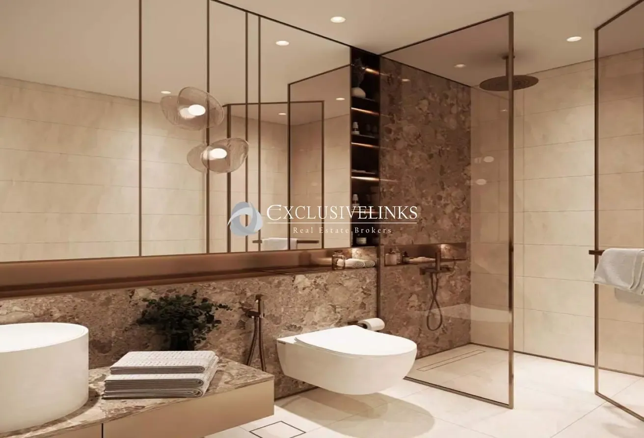 Canal View | 4 Bedroom Duplex | High Floor