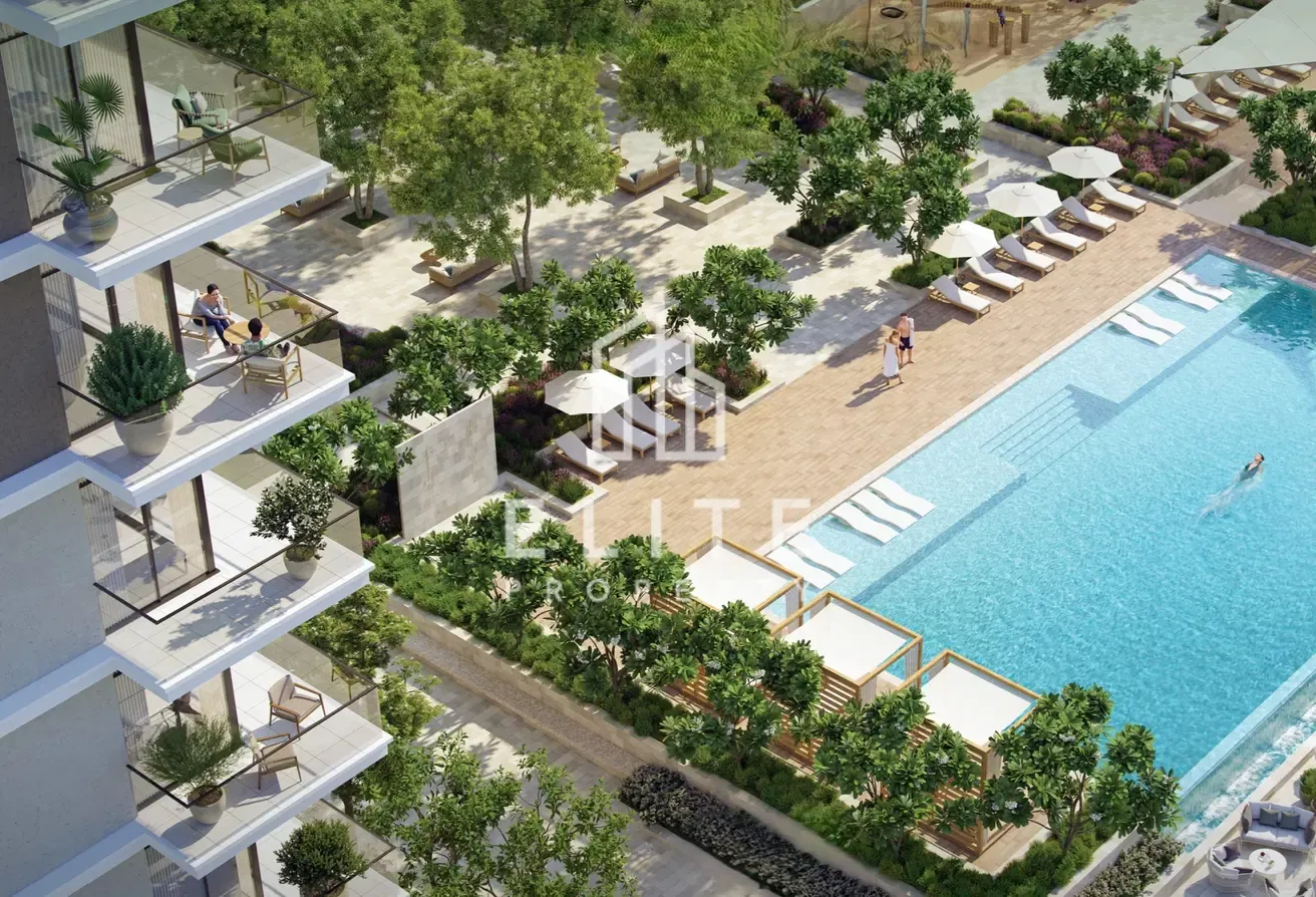 Best Layout, Walking Distance to Mall, High Return