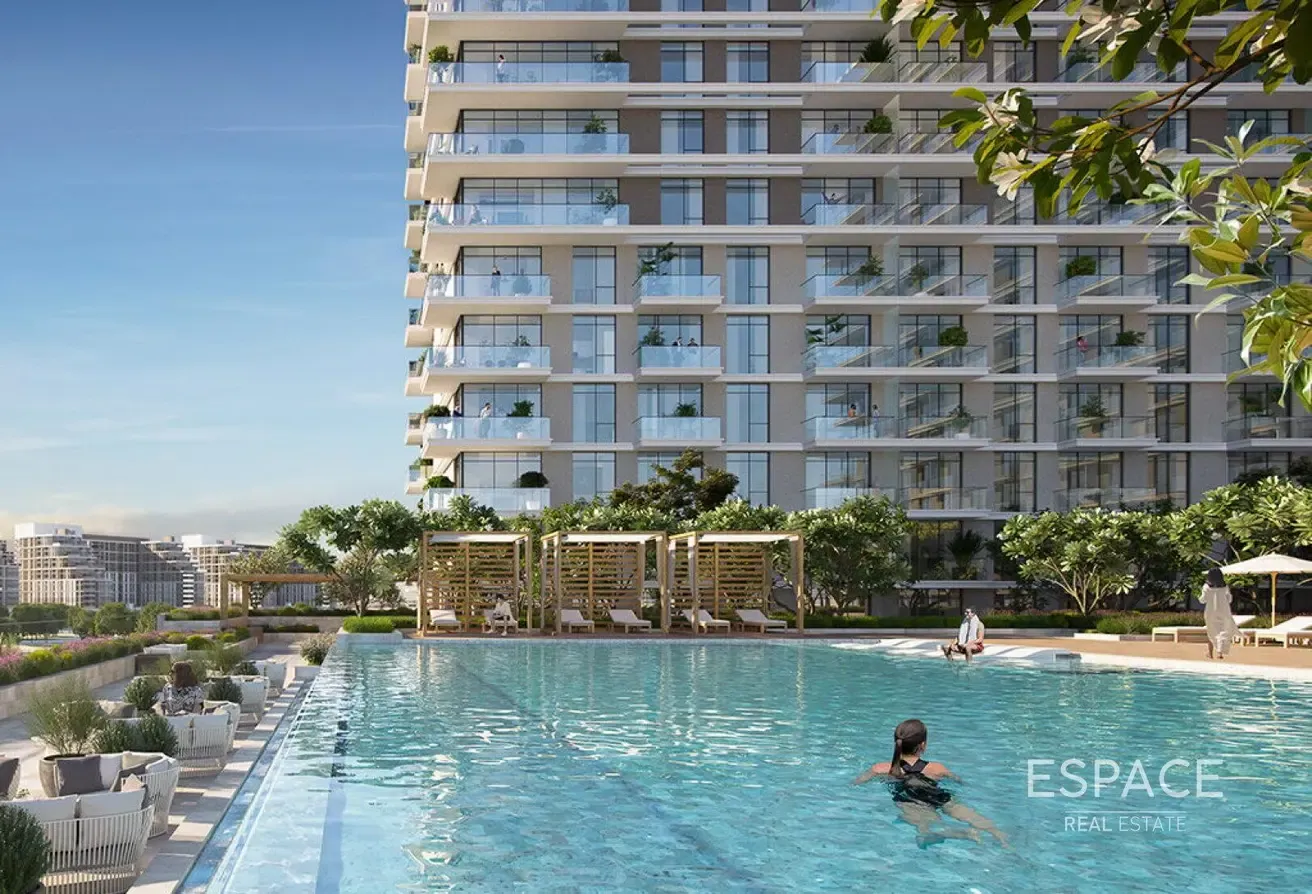 Exclusive | Large 3 Bed | Corner Unit