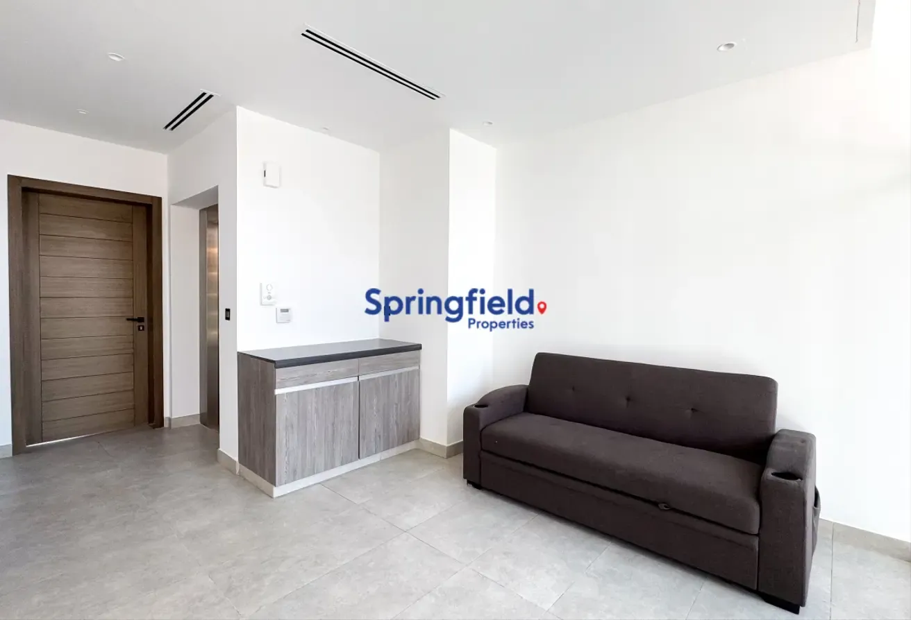 Spacious Villa | Modern Living | Best Deal