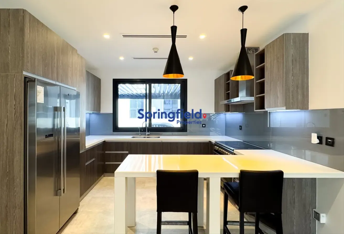 Spacious Villa | Modern Living | Best Deal