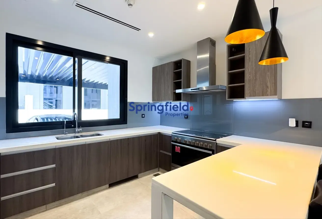 Spacious Villa | Modern Living | Best Deal