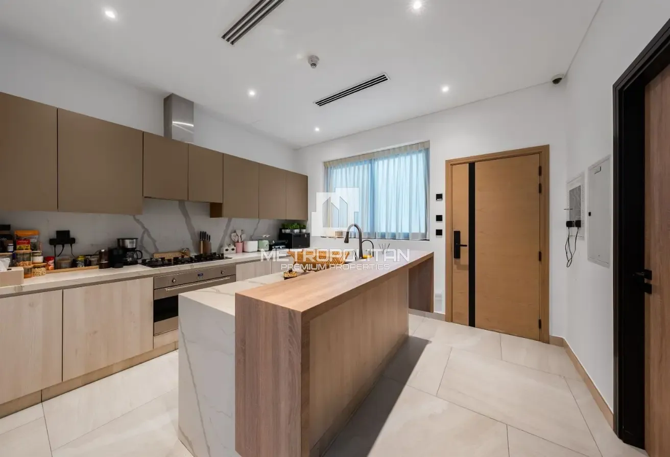 3,900 sq.ft | Premium Furnished | Smart & Turnkey