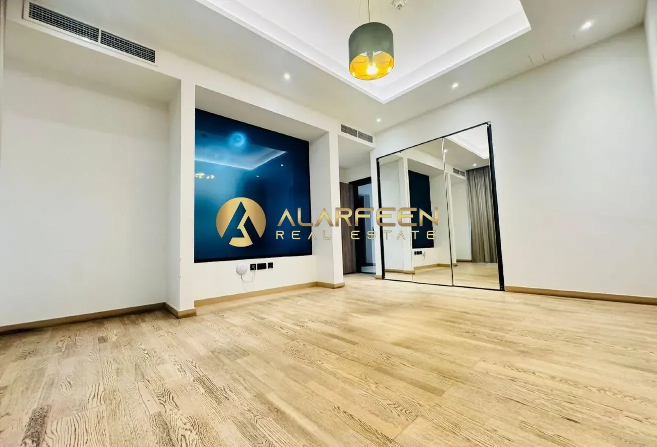Investor Deal | 4Br+Maid | Luxurious Unit