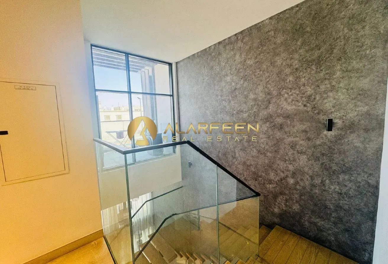 Investor Deal | 4Br+Maid | Luxurious Unit