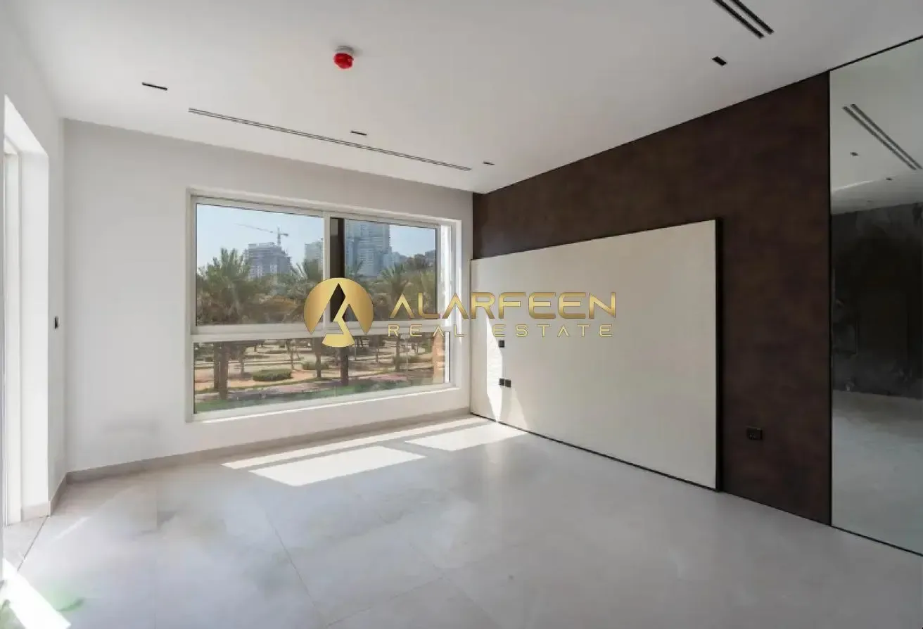 4BR + Maid | Kitchen Appliances | Private Elevator