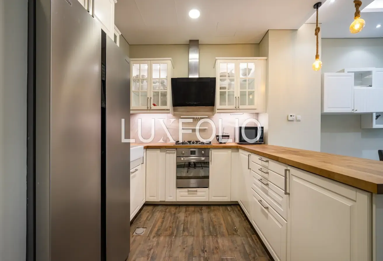 PARK VIEW | MAIDS ROOM | VACANT