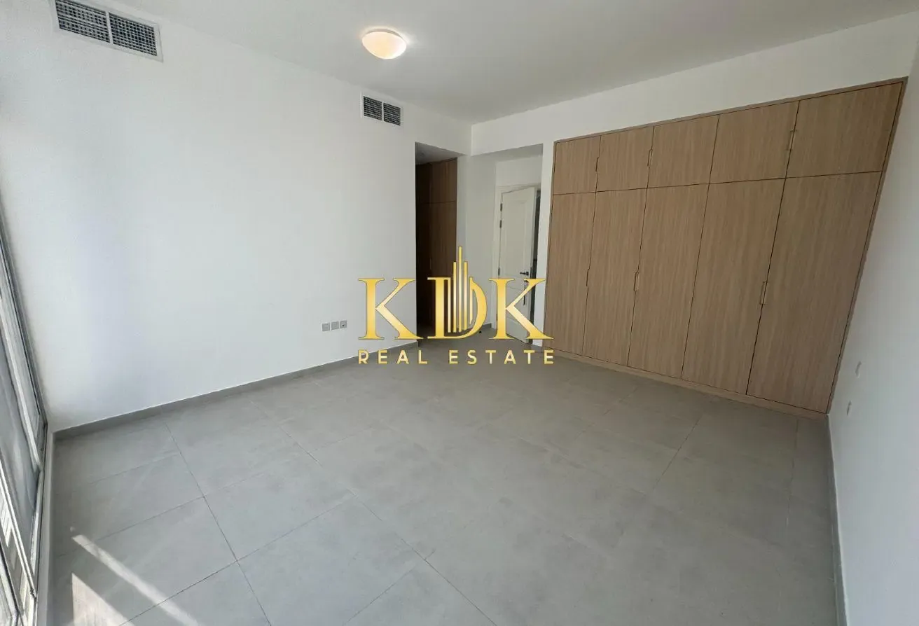 Unfurnished 4BR | Huge Lay out | Premium Quality