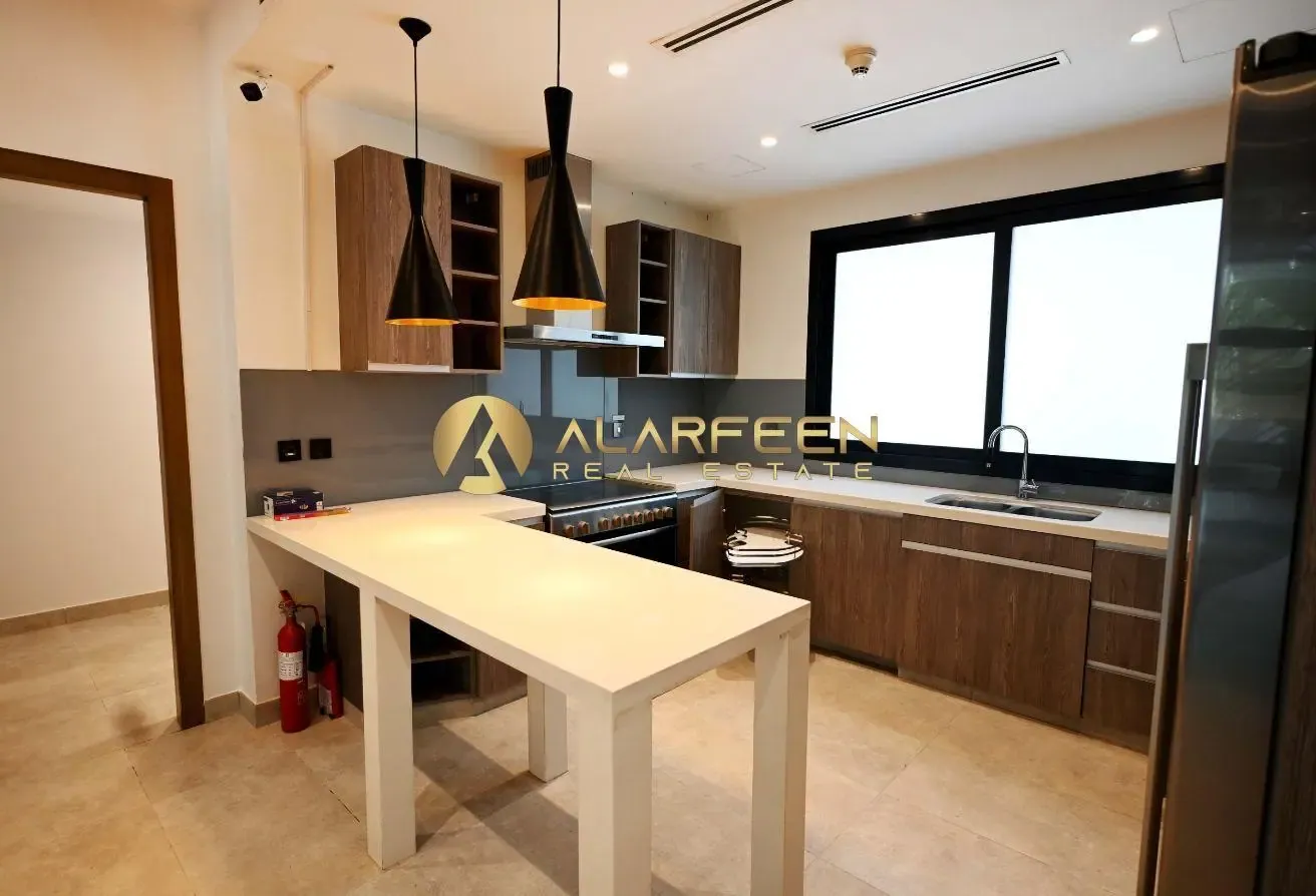 Private Elevator | Near to Exit | Spacious Villa