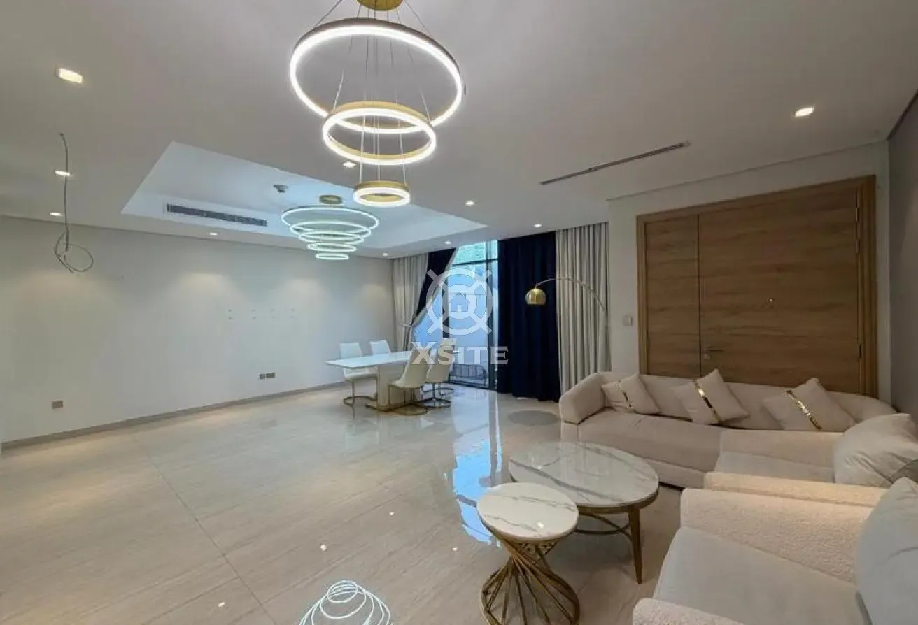 Spacious 4 BR + Maid | Vacant | Investor Deal