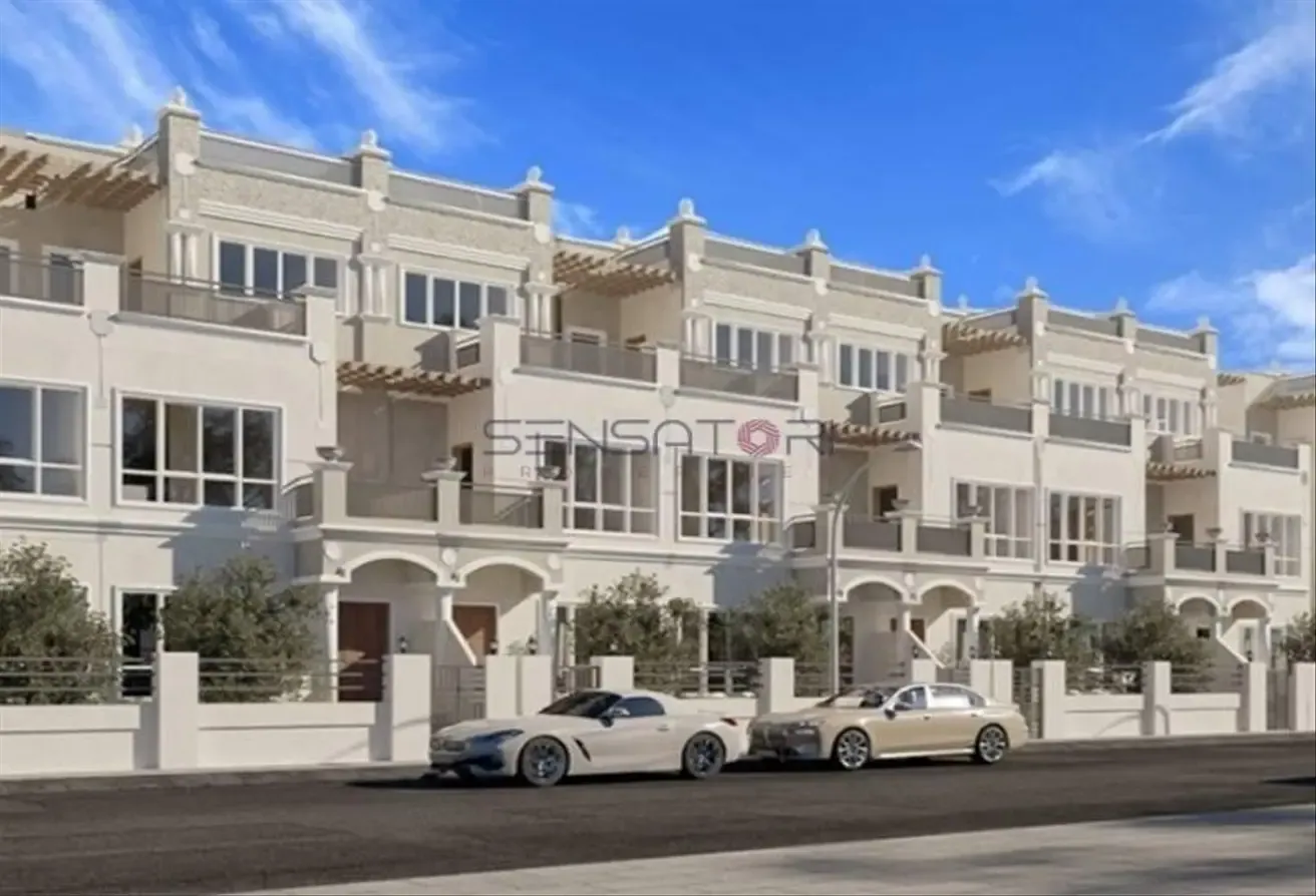 IDEAL HOME | SPACIOUS INTERIOR | PRIME LOCATION