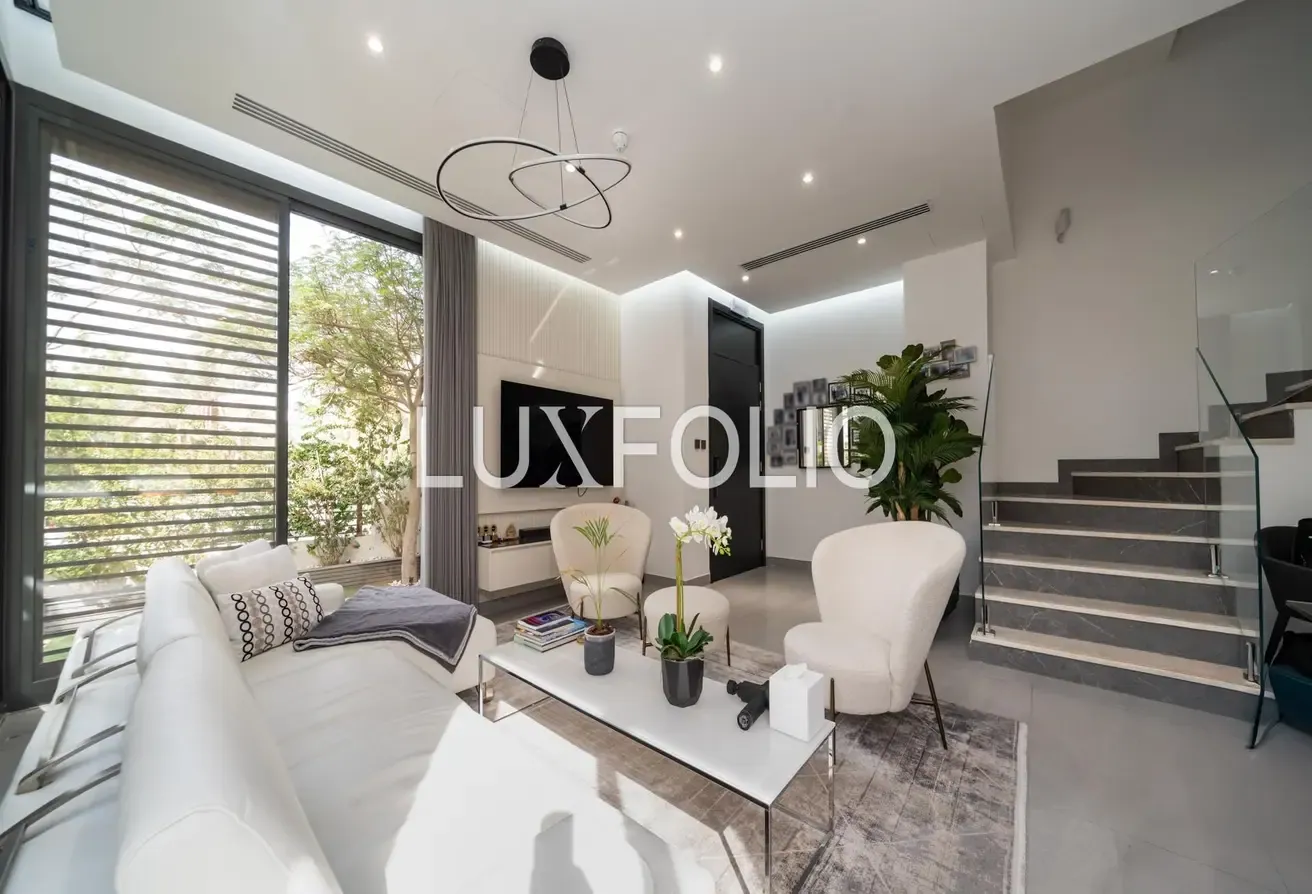 FULLY UPGRADED | PARK VIEW | CORNER PLOT