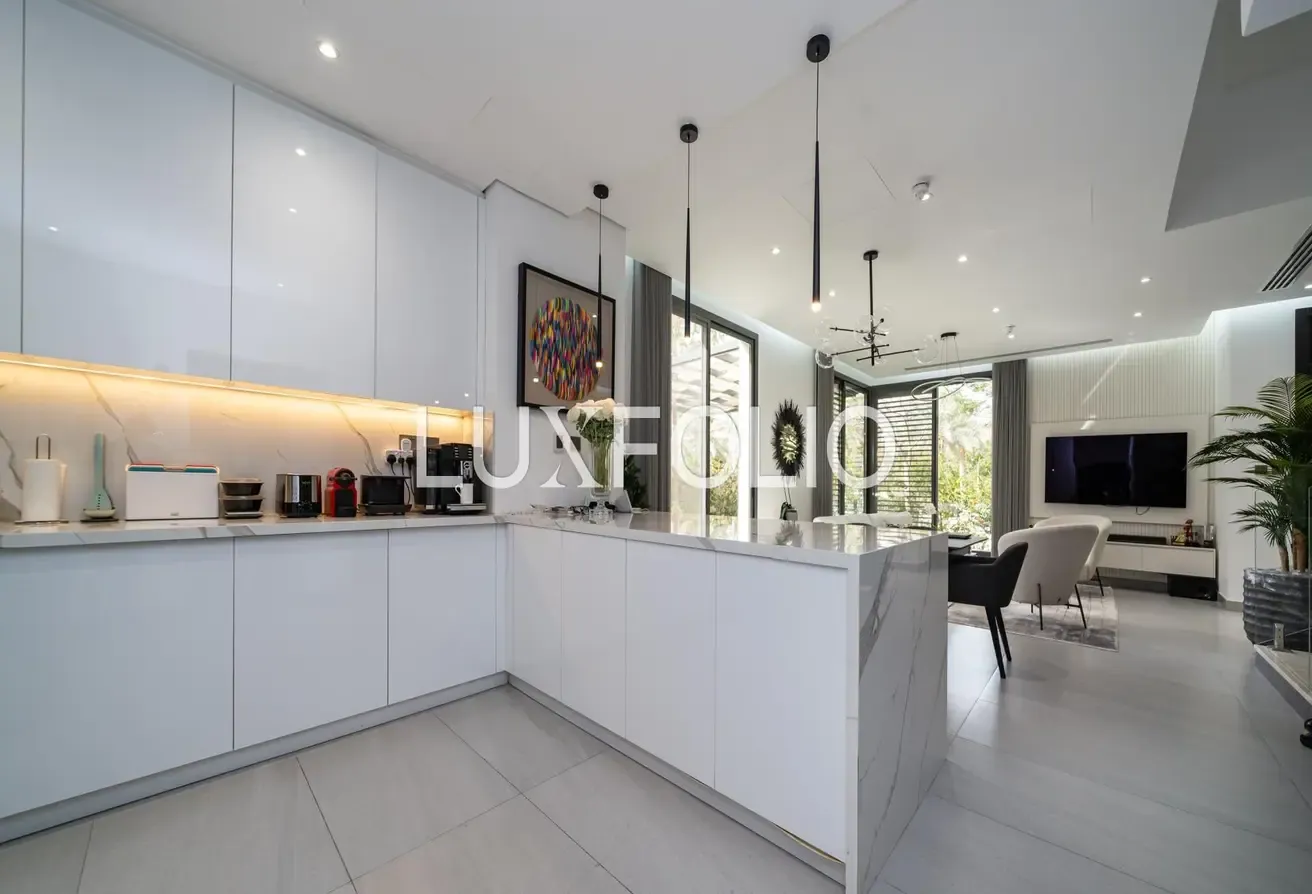 FULLY UPGRADED | PARK VIEW | CORNER PLOT