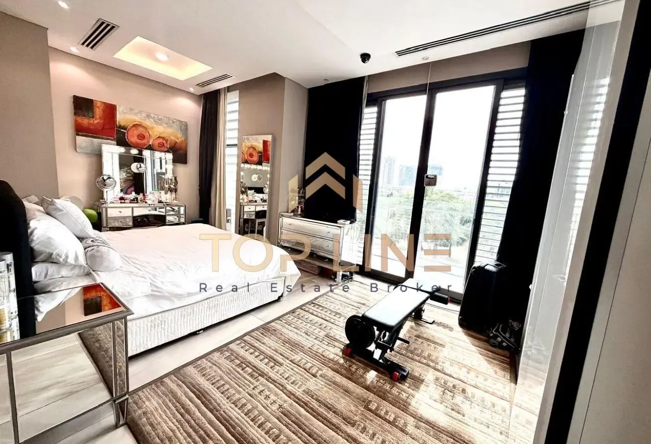 Luxurious Finish| Opposite to Park| Investor Deal