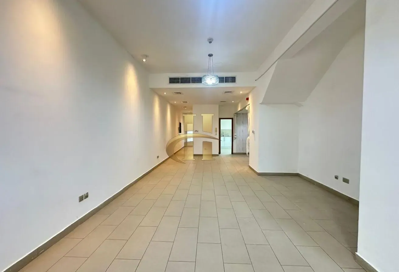 Spacious Villa | With Private Garden | Book Now