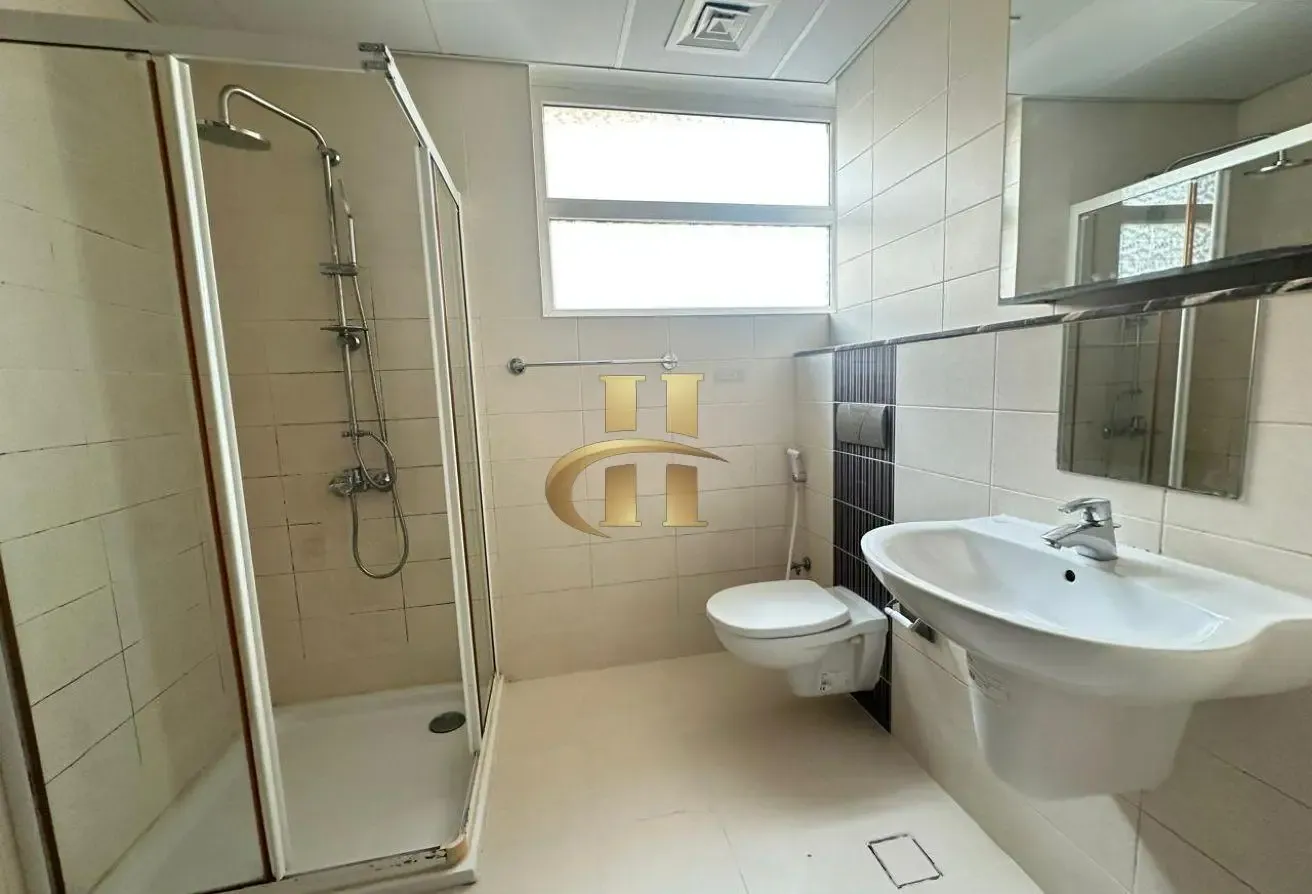 Spacious Villa | With Private Garden | Book Now