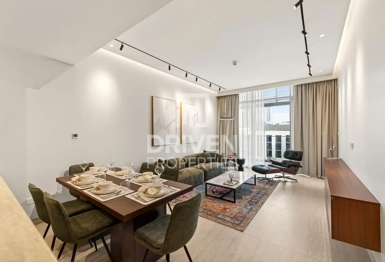 Renovated | Modern Layout Unit | High Floor