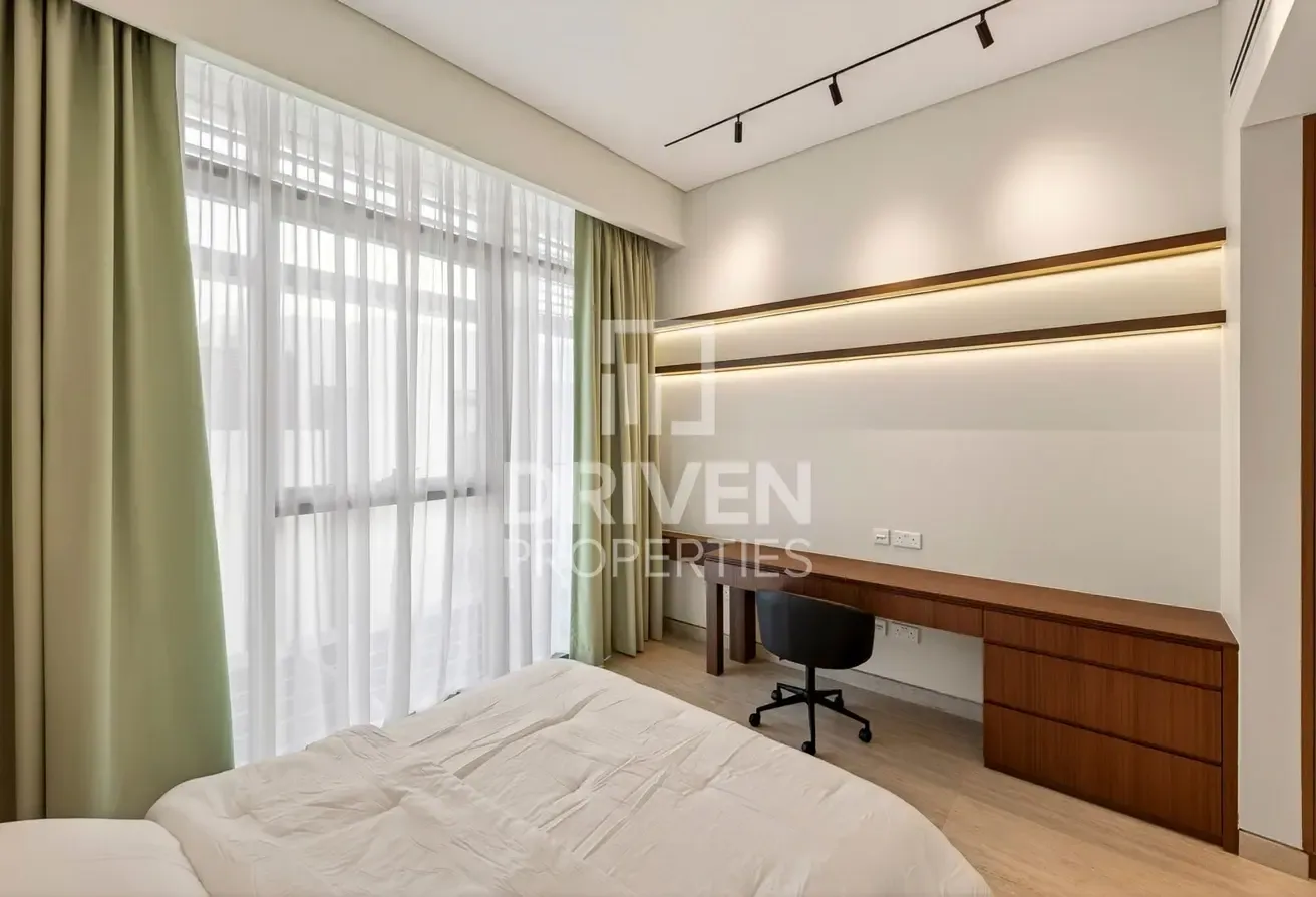 Renovated | Modern Layout Unit | High Floor